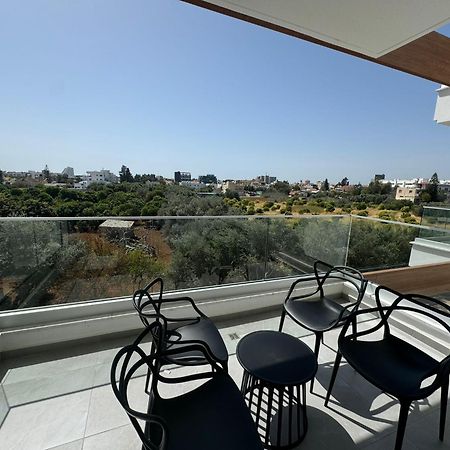 Limassol Beautiful Apartment Bagian luar foto